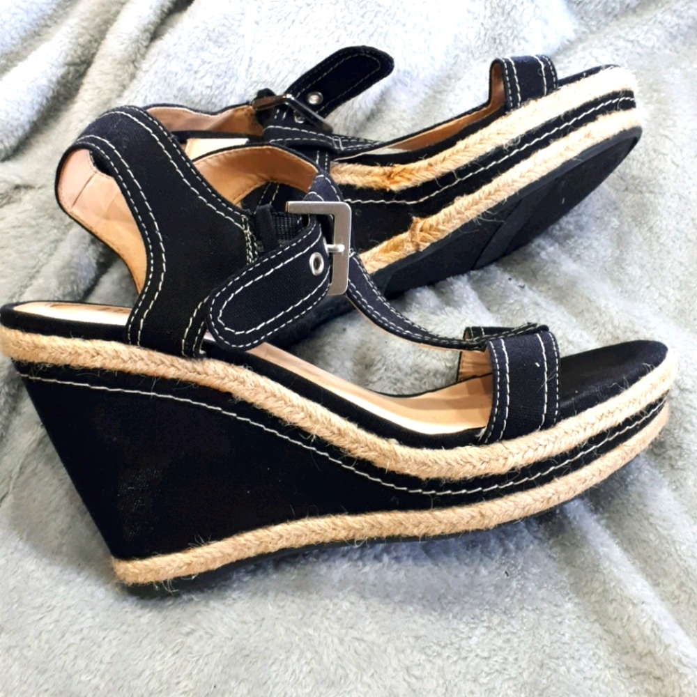 Wedges - Picture 2 of 4